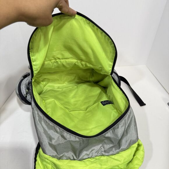 00 S Old Gap Rucksack Backpack Y2K Silver - Picture 4 of 16